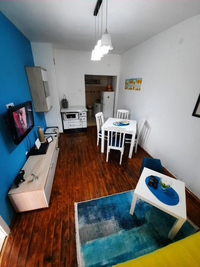 Apartments Mila Цетине Экстерьер фото